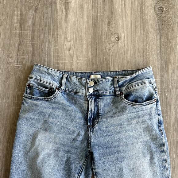 Alice + Olivia Stacey Low Rise Bell Bottom Jeans Bay Blue Size 31 - Picture 16 of 16